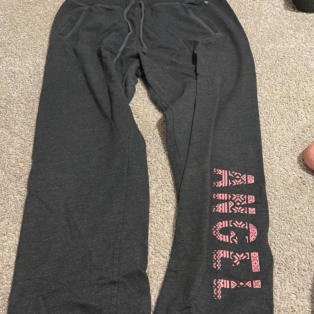 Size m Victoria secret sweats